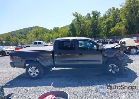 2010 Toyota Tacoma Double Cab Long Bed z USA, uszkodzony, nr VIN 3TMMU4FN8AM020219